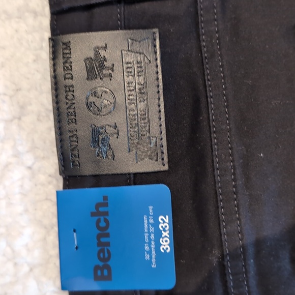 36"x32" Bench Jeans - Mens - Picture 6 of 8